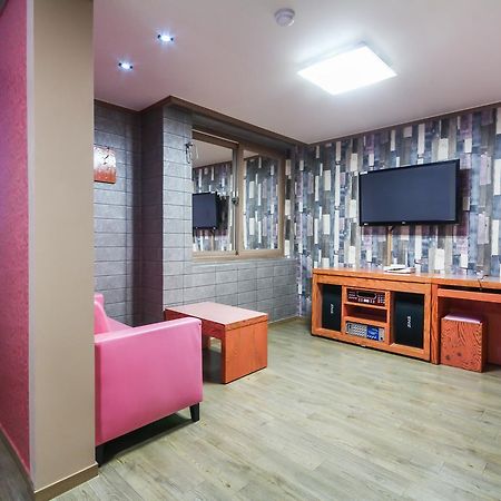 Hotel Lie Geoje Eksteriør billede