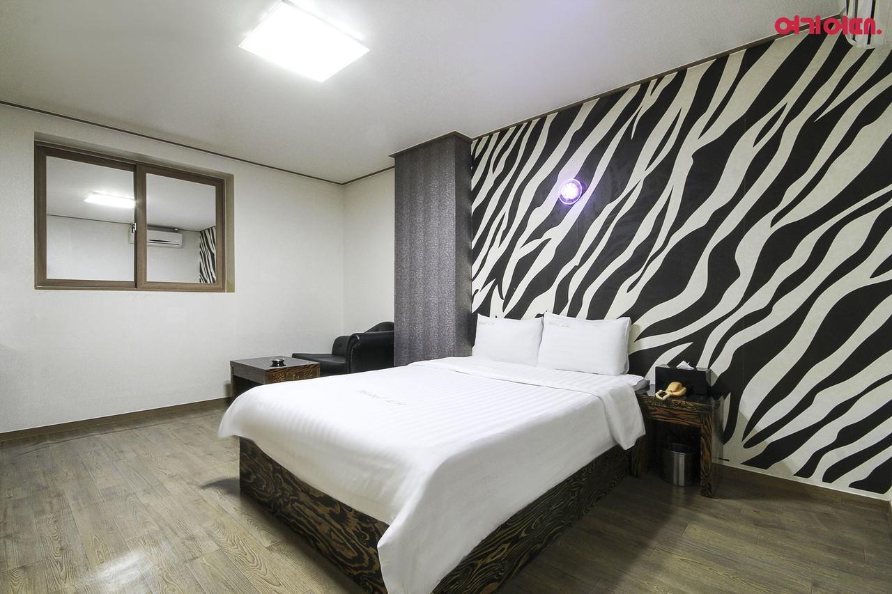Hotel Lie Geoje Eksteriør billede