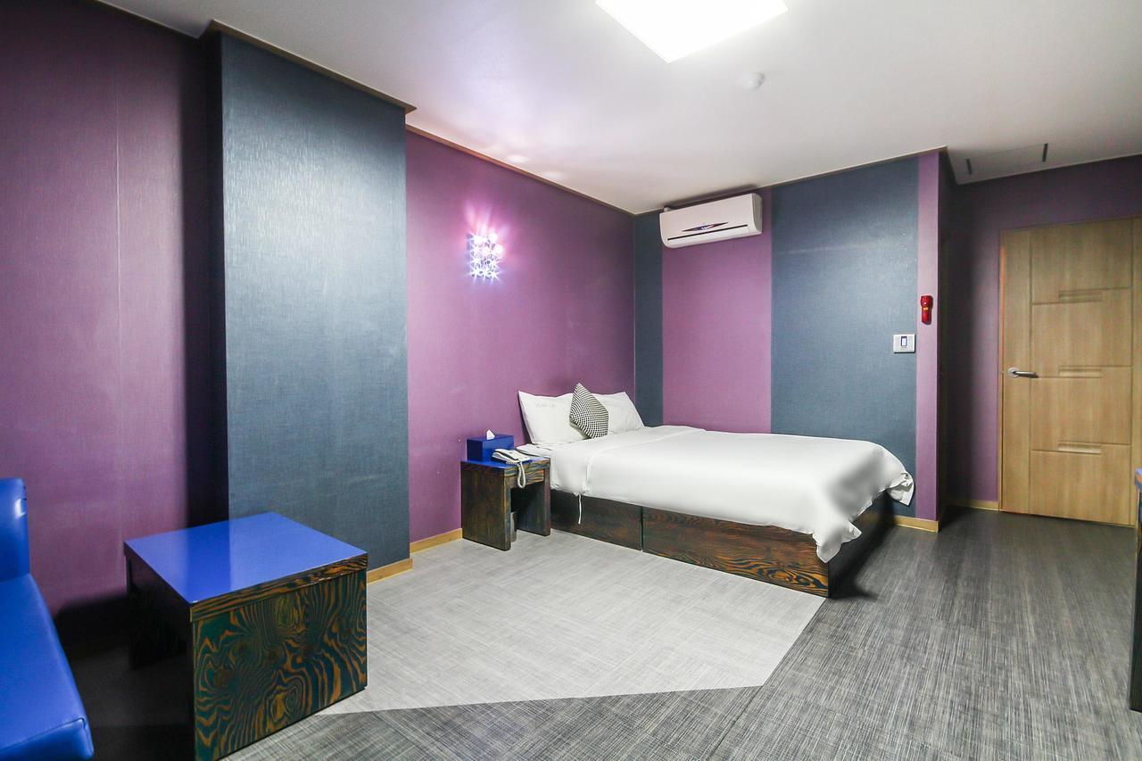 Hotel Lie Geoje Eksteriør billede