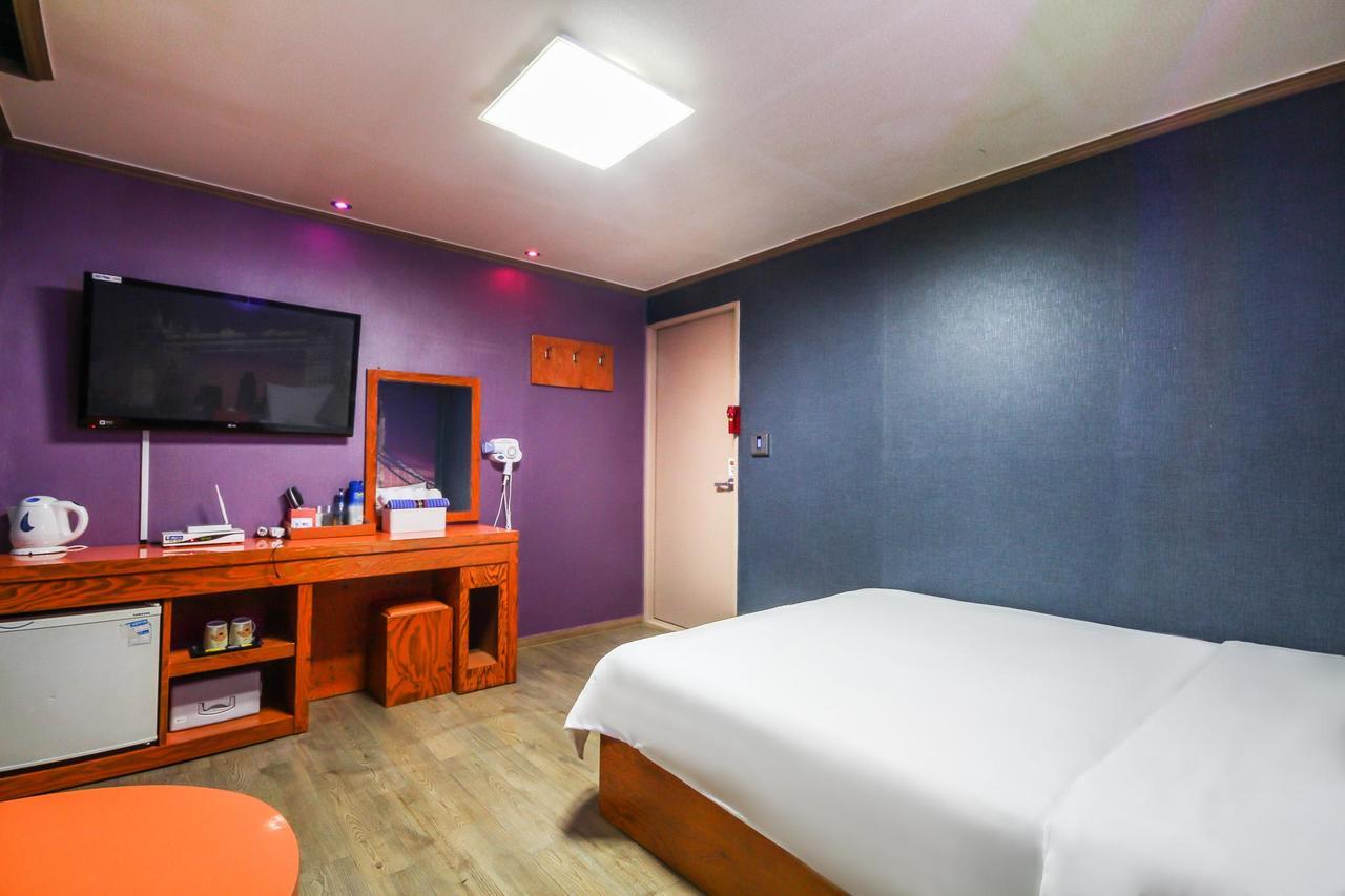 Hotel Lie Geoje Eksteriør billede