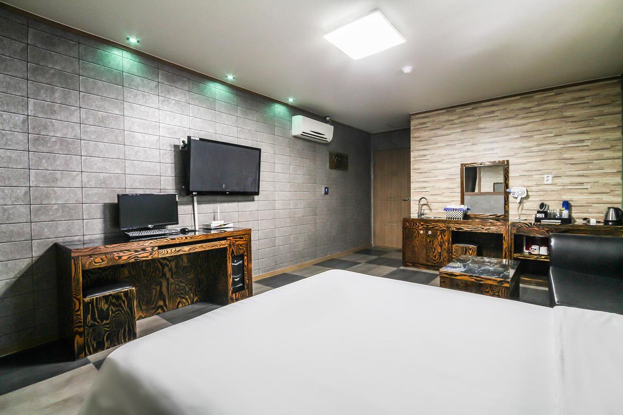 Hotel Lie Geoje Eksteriør billede